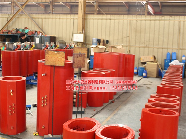 1000KVA和县和县和县干式变压器